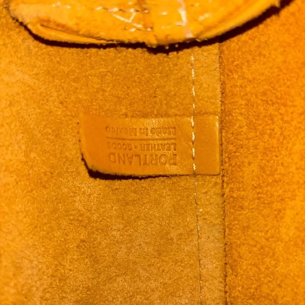 Portland Leather Mini Crossbody Tote in “Sunshine” Yellow Leather w/coin pouch - Picture 8 of 12